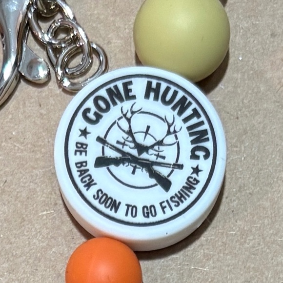 Silicone Bead Keychain - "Gone Hunting" - Picture 2 of 2